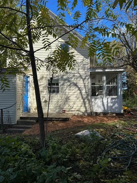 2038 Maple St, Palmer, MA 01080