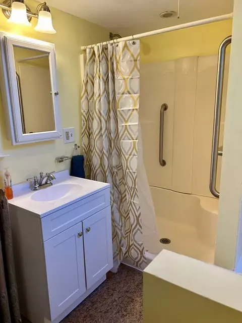 2038 Maple St, Palmer, MA 01080 photo 10