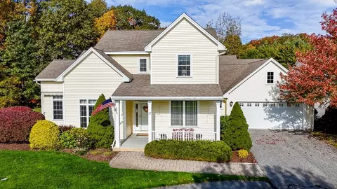 27 Emerald Ct #27, Tewksbury, MA 01876