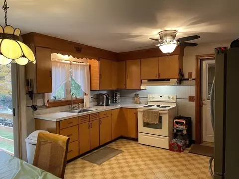 82 Johnson St, Raynham, MA 02767 photo 8