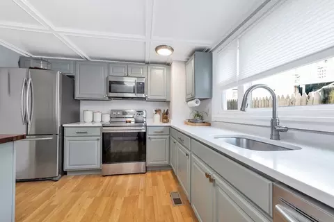 16 Spring St # r, Gloucester, MA 01930 photo 18