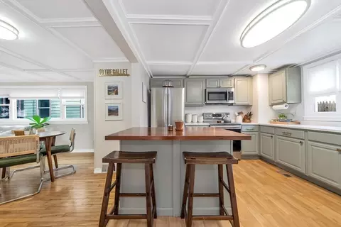 16 Spring St # r, Gloucester, MA 01930 photo 17