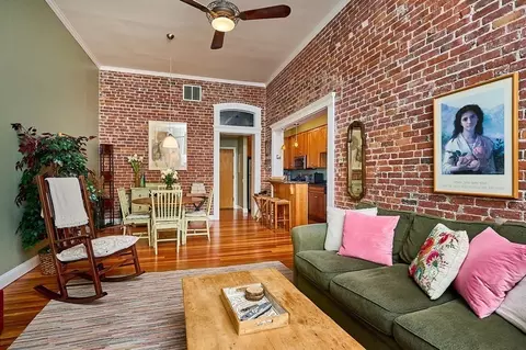35 New South St #303, Northampton, MA 01060