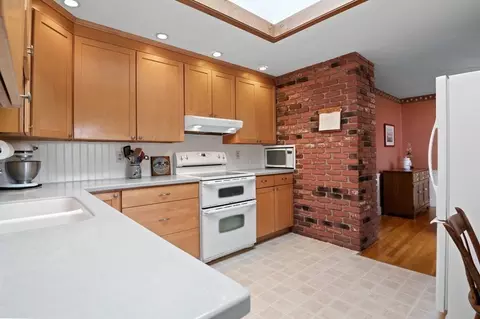 7 Hanover Dr, Newbury, MA 01951 photo 7