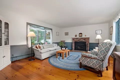 7 Hanover Dr, Newbury, MA 01951 photo 3