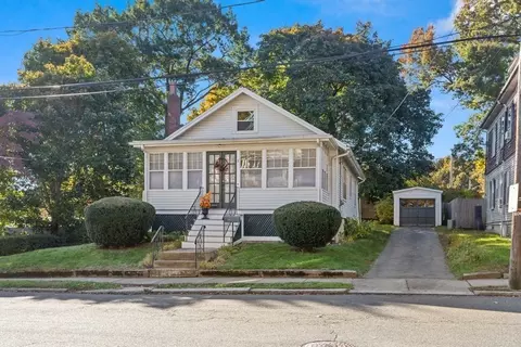 3 Station Rd, Salem, MA 01970