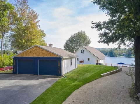 84 Lakeshore Dr, Ashburnham, MA 01430 photo 9