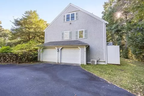 121 Beech Leaf Island Rd, Barnstable, MA 02632 photo 4