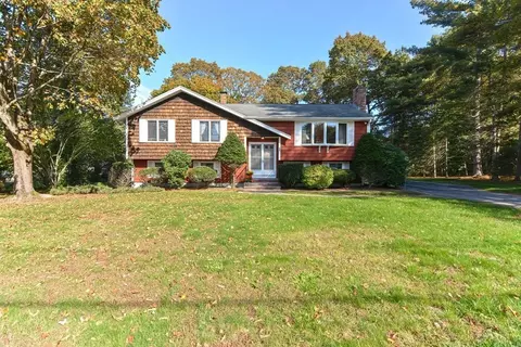 69 Elm St, Stoughton, MA 02072