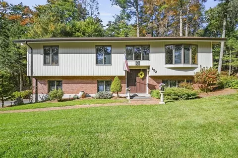 152 Brentwood Dr, Southbridge, MA 01550