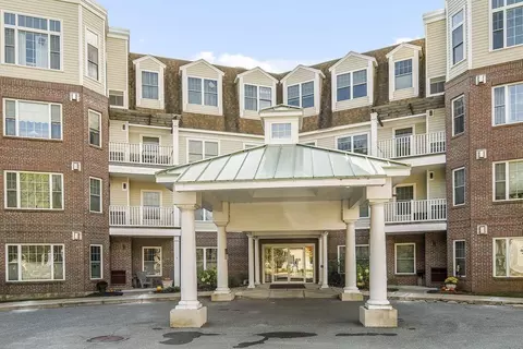 295 Salem St #8, Woburn, MA 01801