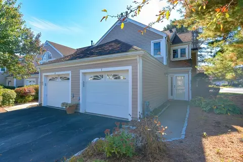 1 Drake Cir #1, Walpole, MA 02081