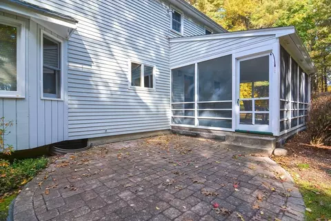 9 Juniper Ln, Framingham, MA 01701 photo 8