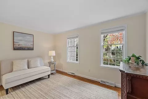 609 Washington St #301, Wellesley, MA 02482 photo 15