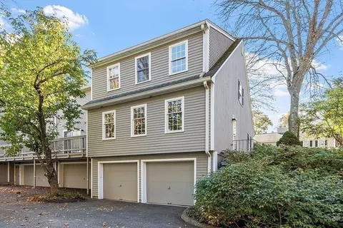 609 Washington St #301, Wellesley, MA 02482 photo 6