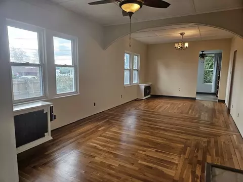 11 Baltimore Ave, Springfield, MA 01119 photo 3