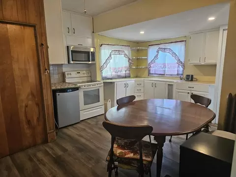 11 Baltimore Ave, Springfield, MA 01119 photo 10