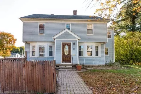 24-28 Hoover Rd, Walpole, MA 02081