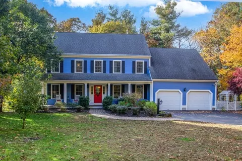 36 Massachusetts Ave, Norfolk, MA 02056