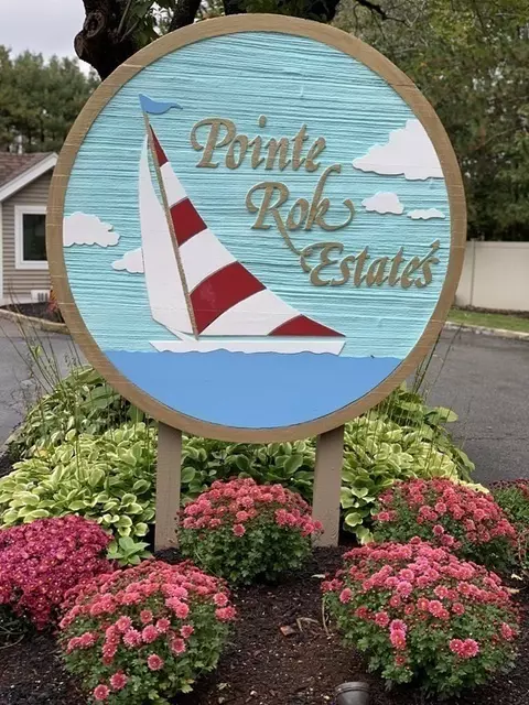 45 Pointe Rok Dr #45, Worcester, MA 01604