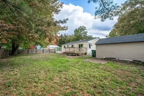 18 Mark St, Springfield, MA 01129 photo 30