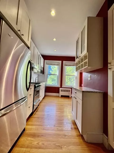 23 Warwick Rd #5, Brookline, MA 02445 photo 10