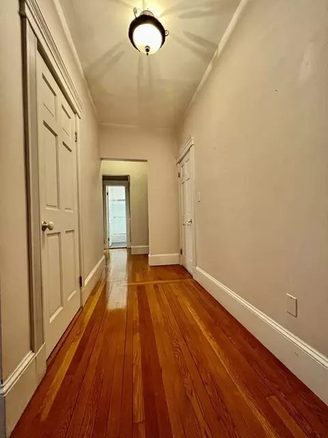 23 Warwick Rd #5, Brookline, MA 02445 photo 8