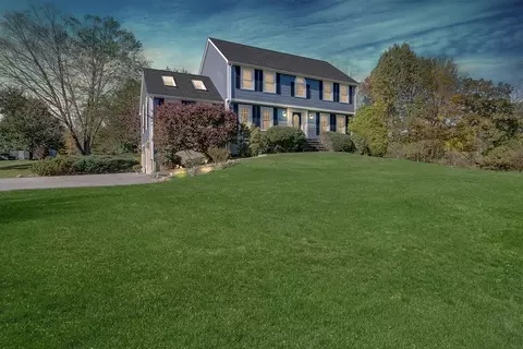 391 Wethersfield St, Rowley, MA 01969