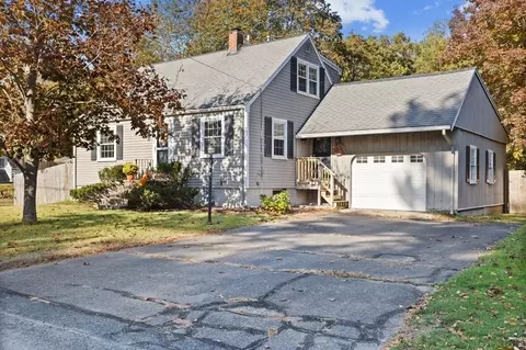 271 Thicket St, Weymouth, MA 02190