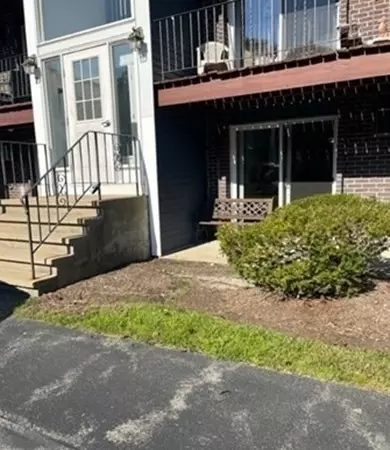 7 Woodcrest Ct # 2, Weymouth, MA 02190