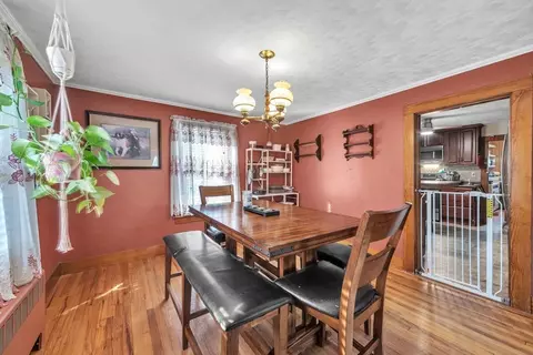 41 Spring St, Warren, MA 01092 photo 7