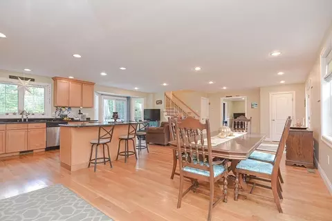 115 Bruce Rd, Walpole, MA 02081 photo 9