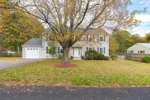 115 Bruce Rd, Walpole, MA 02081 photo 2