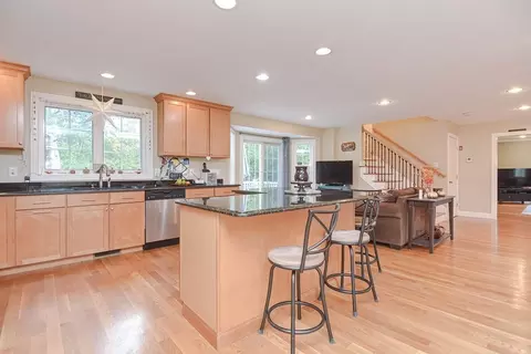 115 Bruce Rd, Walpole, MA 02081 photo 11