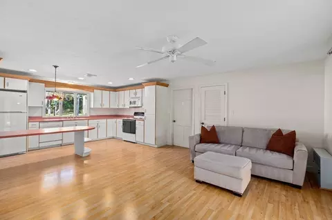 10 Pinegrove Rd, Hingham, MA 02043 photo 5