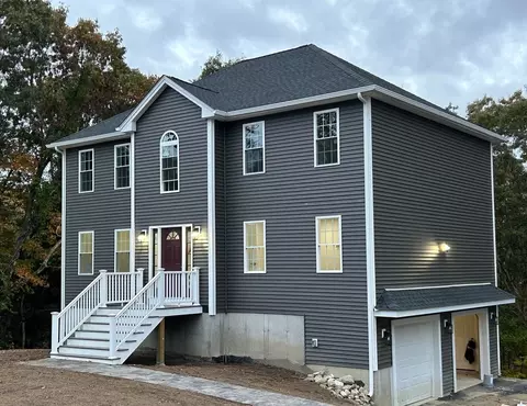 40 Brookside Ave, Webster, MA 01570