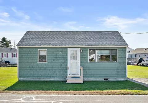 397 Plymouth Ave, Marshfield, MA 02050