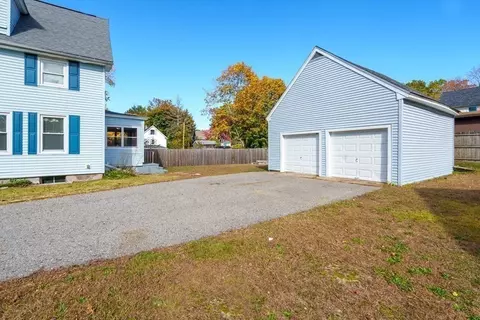 64 Fullerton St, Springfield, MA 01151 photo 5