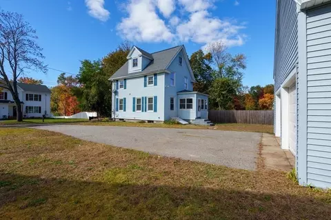 64 Fullerton St, Springfield, MA 01151 photo 4