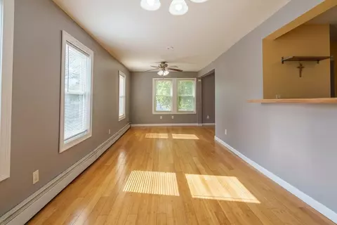 64 Fullerton St, Springfield, MA 01151 photo 8