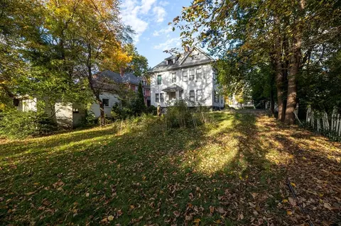 186 Buckingham St, Springfield, MA 01109 photo 38