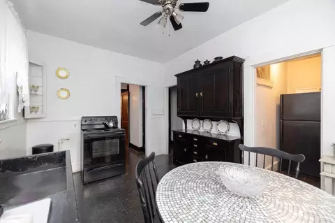 186 Buckingham St, Springfield, MA 01109 photo 15