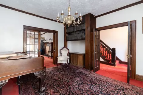 186 Buckingham St, Springfield, MA 01109 photo 6