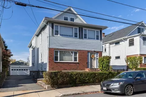 95 Hillsdale Rd, Medford, MA 02155