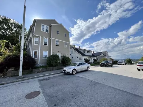 1 Lapierre St, Worcester, MA 01604 photo 4