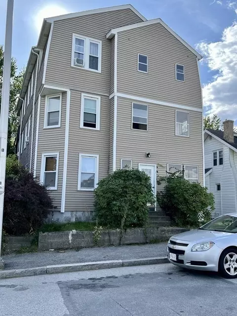 1 Lapierre St, Worcester, MA 01604 photo 3