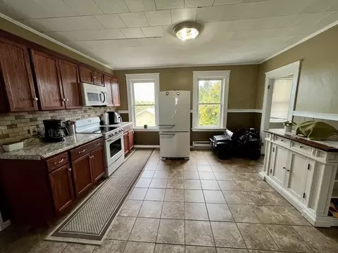 1 Lapierre St, Worcester, MA 01604 photo 7