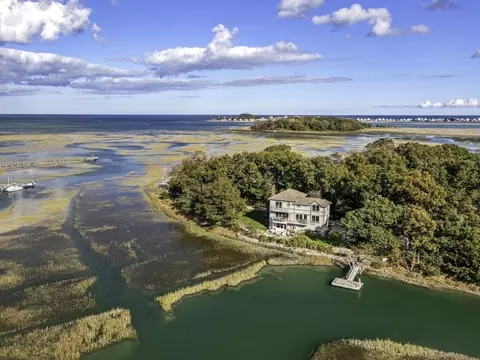 169 Macombers Way, Marshfield, MA 02050