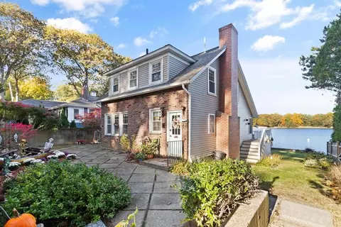 28 Stanwood Ave # R, Gloucester, MA 01930