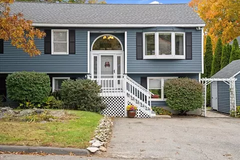 12 S Hillside St, Stoneham, MA 02180